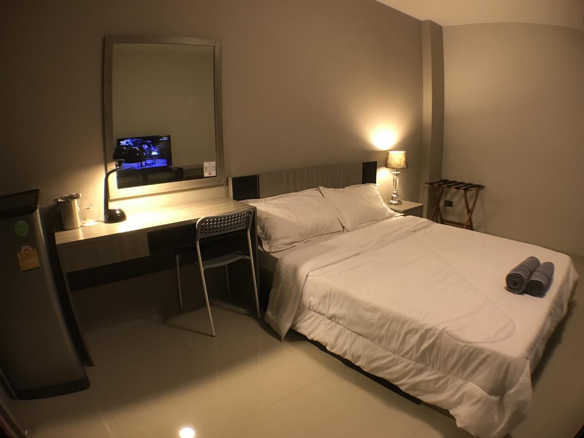 28 Place Bangkok Exterior foto